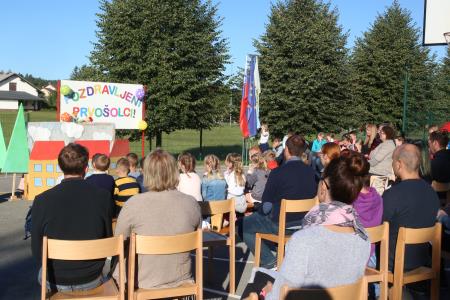 SPREJEM PRVOŠOLČKOV BEGUNJE 10 FOTO LJUBO VUKELIČ